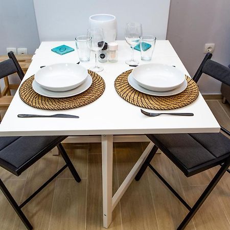 Studio Apartment With All Amenities In Kolonaki เอเธนส์ ภายนอก รูปภาพ