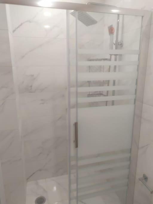 Studio Apartment With All Amenities In Kolonaki เอเธนส์ ภายนอก รูปภาพ