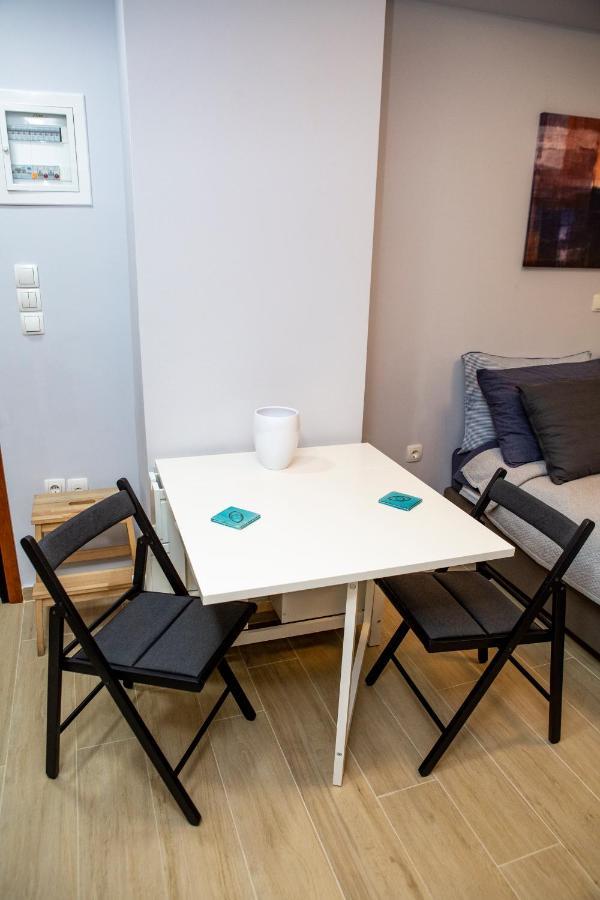 Studio Apartment With All Amenities In Kolonaki เอเธนส์ ภายนอก รูปภาพ